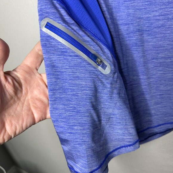 Athleta Forerunner Tee Size Large Cerulean Blue V-Neck Performance Athletic - Picture 3 of 8
